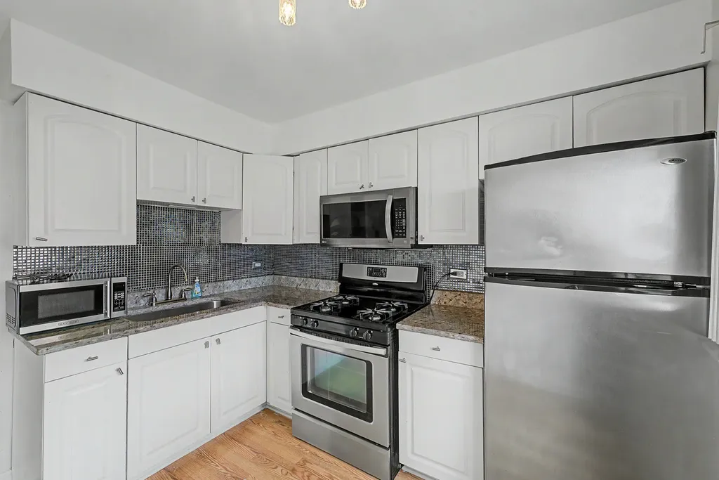 1557 Jill Court Glendale Heights IL 60139