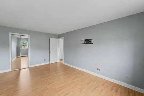 1557 Jill Court Glendale Heights IL 60139