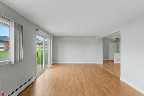 1557 Jill Court Glendale Heights IL 60139
