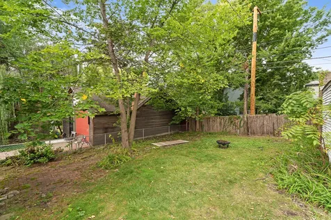 1235 Leon Place Evanston IL 60201