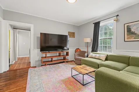 1235 Leon Place Evanston IL 60201