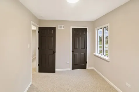 2525 223RD Street Sauk Village IL 60411