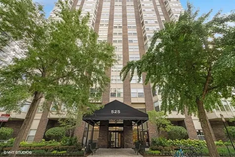 525 West Hawthorne Place Chicago IL 60657