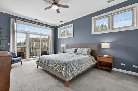 1041 North Leavitt Street Chicago IL 60622