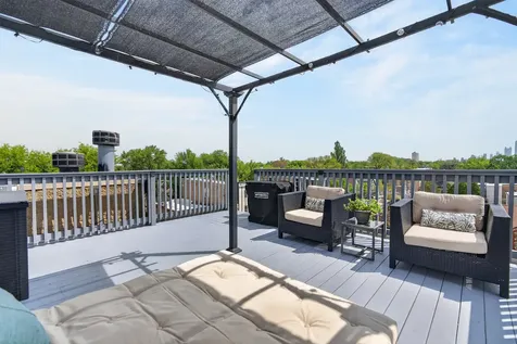 1041 North Leavitt Street Chicago IL 60622