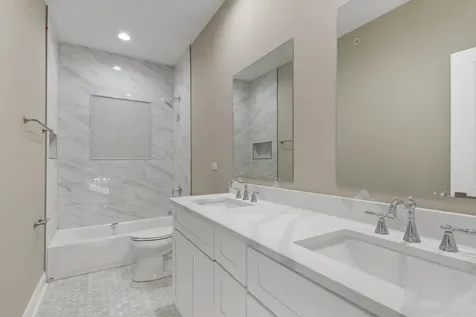 210 Violet Lane Wheeling IL 60090