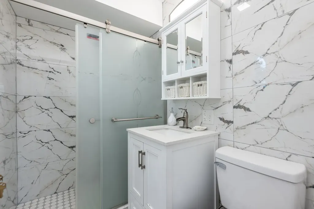 8461 Gross Point Road Skokie IL 60077