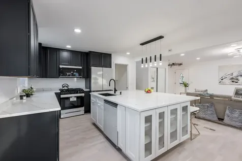8461 Gross Point Road Skokie IL 60077