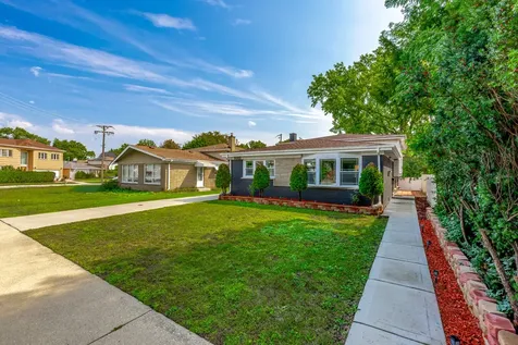 8461 Gross Point Road Skokie IL 60077