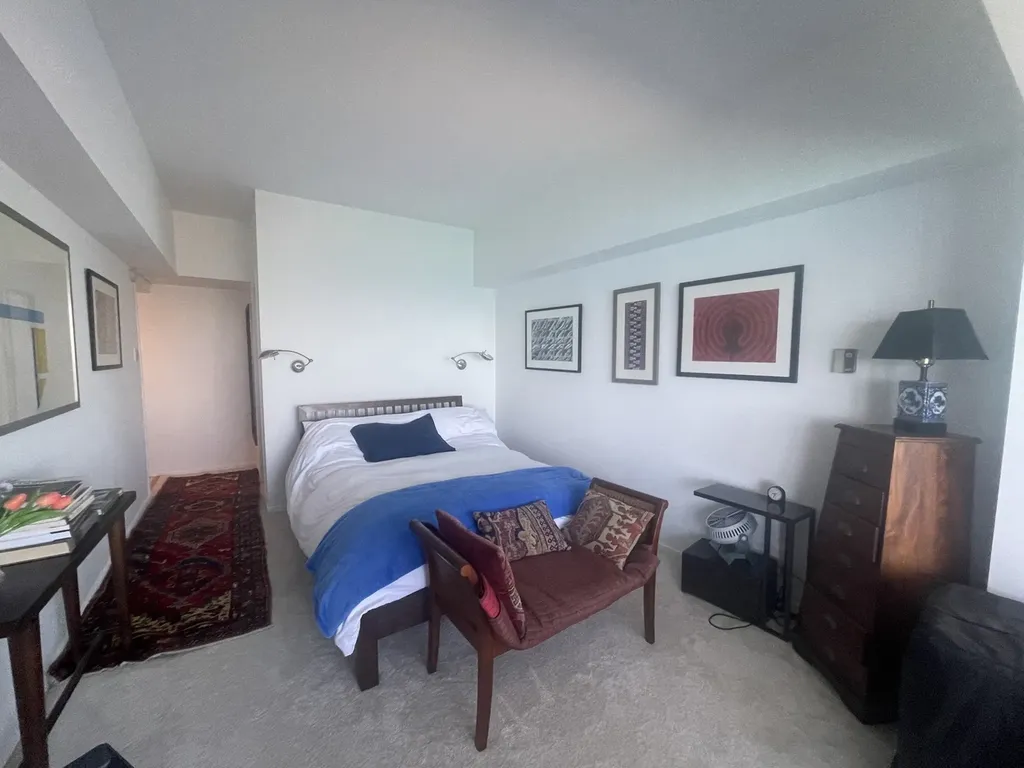 175 East Delaware Place Chicago IL 60611