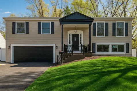 212 South River Road Naperville IL 60540