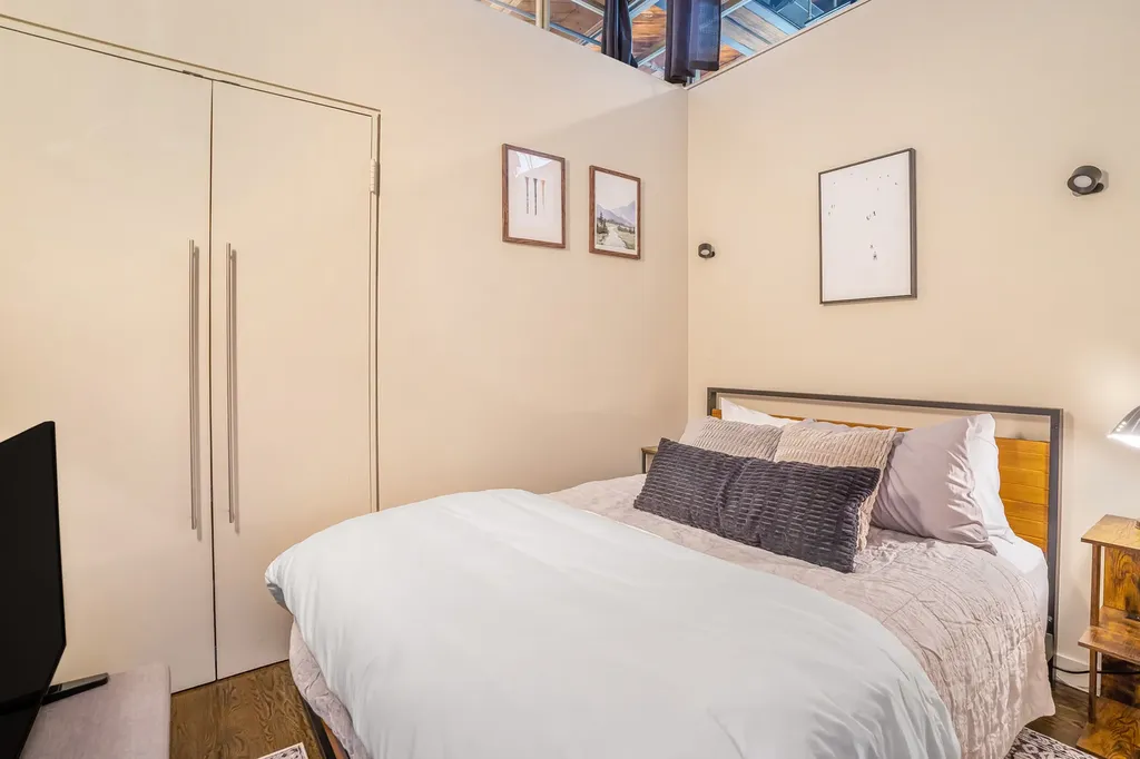 1872 North Clybourn Avenue Chicago IL 60614