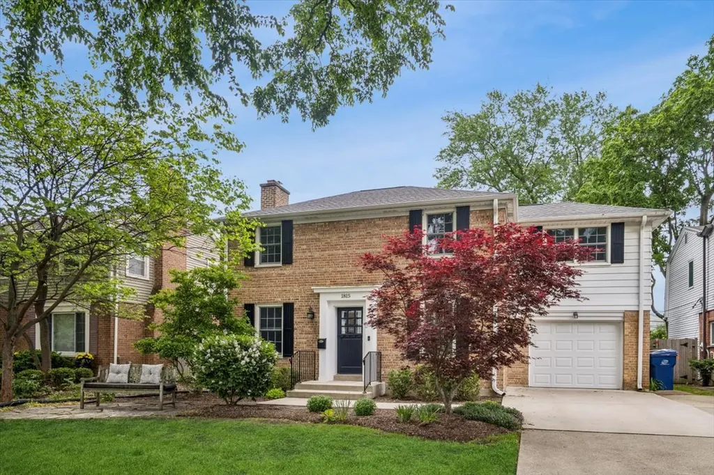 1815 Oak Avenue Northbrook IL 60062