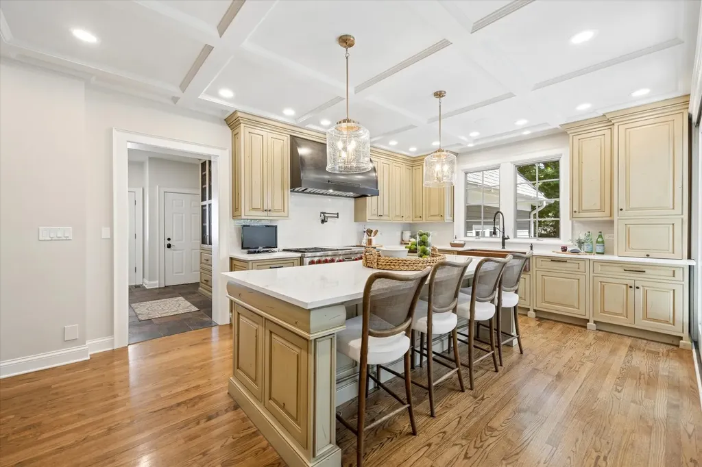 829 South Thurlow Street Hinsdale IL 60521