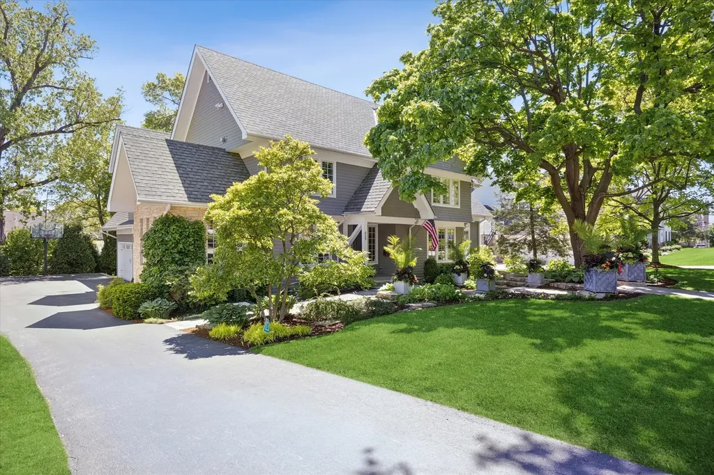 829 South Thurlow Street Hinsdale IL 60521