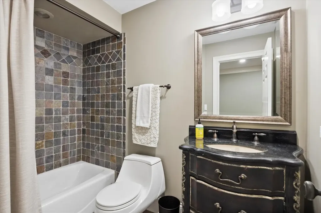 829 South Thurlow Street Hinsdale IL 60521