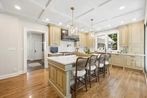 829 South Thurlow Street Hinsdale IL 60521