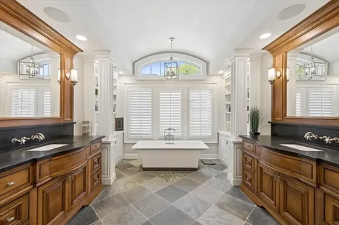 829 South Thurlow Street Hinsdale IL 60521