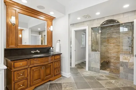 829 South Thurlow Street Hinsdale IL 60521