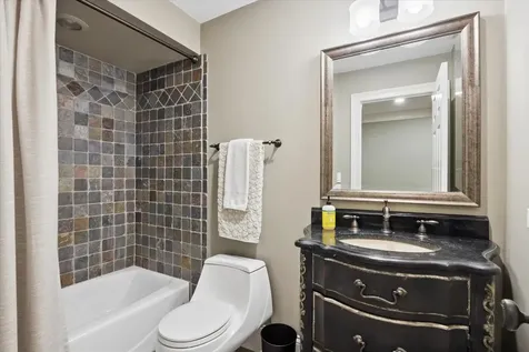829 South Thurlow Street Hinsdale IL 60521