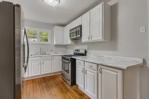 148 Wildwood Road Algonquin IL 60102