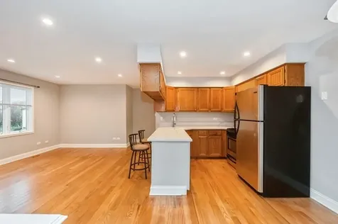 608 Inverrary Lane Deerfield IL 60015