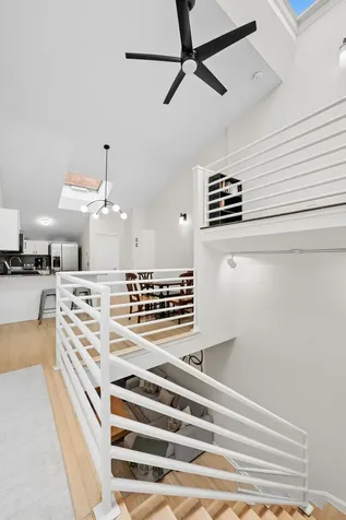 623 West Drummond Place Chicago IL 60614