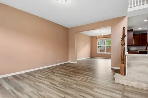 6084 Russell Drive Hoffman Estates IL 60192