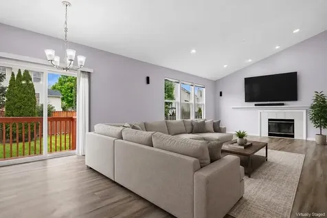 6084 Russell Drive Hoffman Estates IL 60192