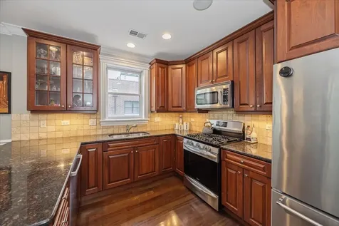 1510 North Cleveland Avenue Chicago IL 60610