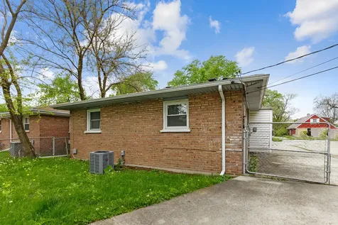 16329 Hermitage Avenue Markham IL 60428