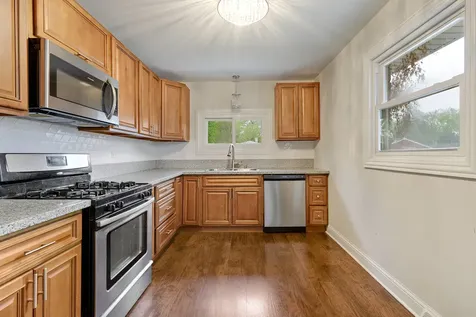 16329 Hermitage Avenue Markham IL 60428