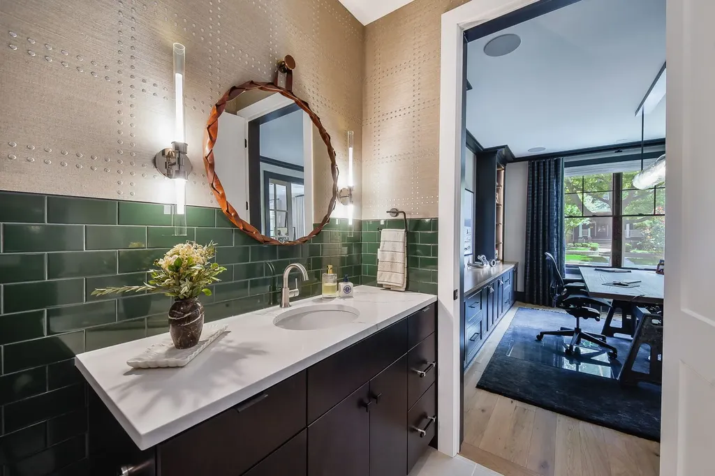 111 North Columbia Street Naperville IL 60540