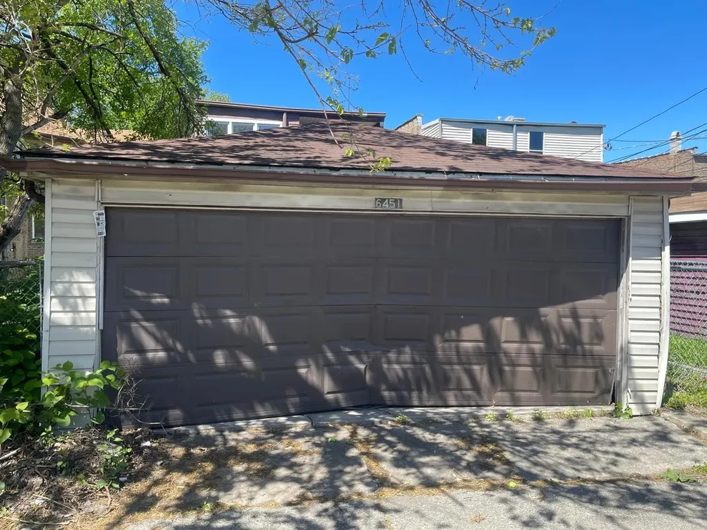 6451 South Vernon Avenue Chicago IL 60637