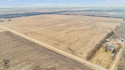 194 acres West Holt Road Minooka IL 60447
