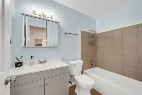 659 East Fullerton Avenue Glendale Heights IL 60139