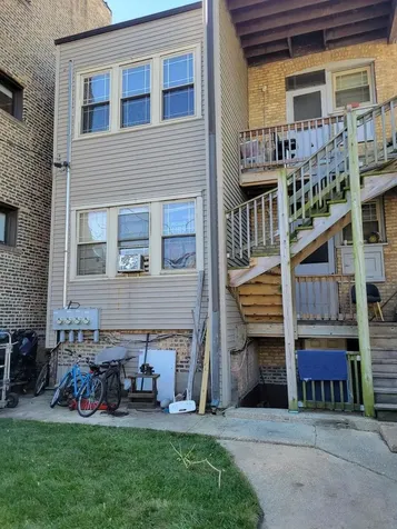 1742 West Wallen Avenue Chicago IL 60626