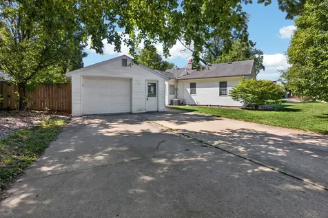 18 Mccormick Boulevard Normal IL 61761