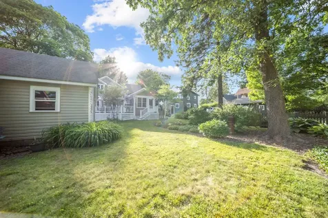 20 South Jefferson Street Batavia IL 60510