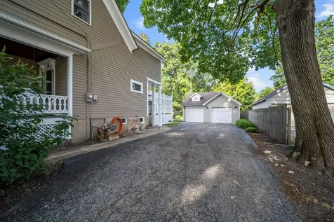 20 South Jefferson Street Batavia IL 60510
