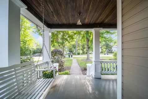 20 South Jefferson Street Batavia IL 60510