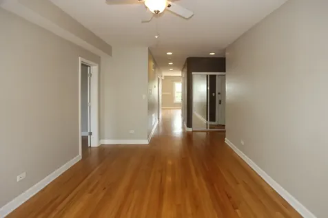 5208 North Sawyer Avenue Chicago IL 60625