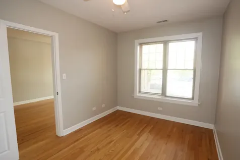 5208 North Sawyer Avenue Chicago IL 60625