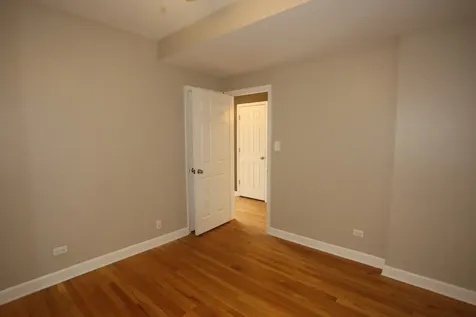 5208 North Sawyer Avenue Chicago IL 60625