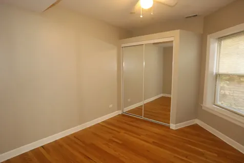 5208 North Sawyer Avenue Chicago IL 60625