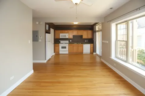 5208 North Sawyer Avenue Chicago IL 60625