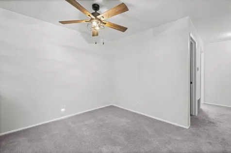 969 Golf Course Road Crystal Lake IL 60014