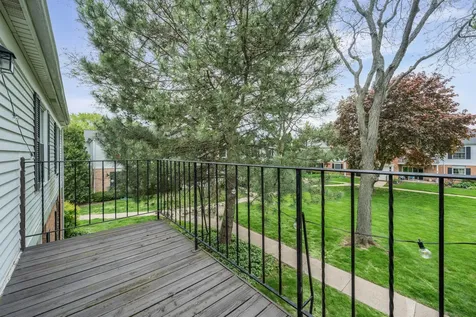 969 Golf Course Road Crystal Lake IL 60014