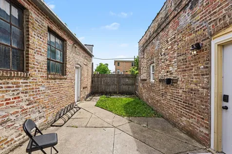 214 Chicago Avenue Oak Park IL 60302