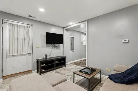 214 Chicago Avenue Oak Park IL 60302